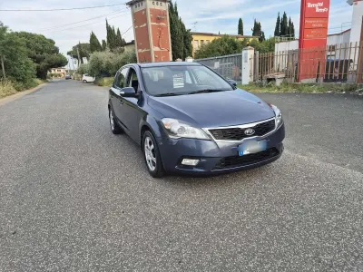 Usata Kia Ceed EX 122 CV (89 kW) 2009 Other Utilitaria