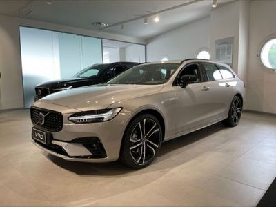 usata Volvo V90 B4 automatico Plus Dark nuova a Conegliano