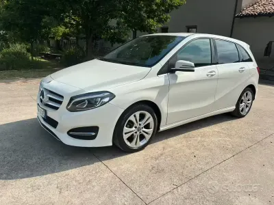 Usata Mercedes B180 116 CV (85 kW) 2018 Utilitaria