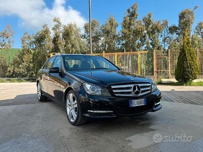Usata Mercedes C220 170 CV (125 kW) 2012 Nero Berlina