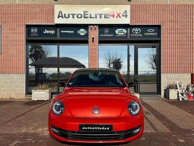 Usata VW Beetle CLUB 105 CV (77 kW) 2015 Orange metallizzato Utilitaria