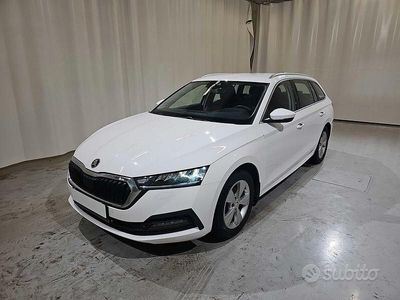 Usata Skoda Octavia 130 CV (95 kW) 2021 Bianco Station wagon