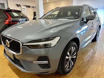 Usado Volvo XC60 Momentum 197 CV (144 kW) 2021 Gris SUV