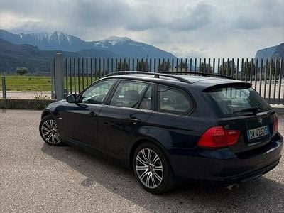 Usata BMW 318 143 CV (105 kW) 2008 Blu Station wagon