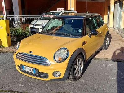 Käytetty Mini Cooper D 109 HP (80 kW) 2007 Keltainen Viistoperä