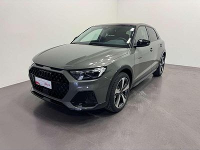 Nuova Audi A1 Ambiente 116 CV (85 kW) 2026 Grigio chronos metallizzato ne SUV