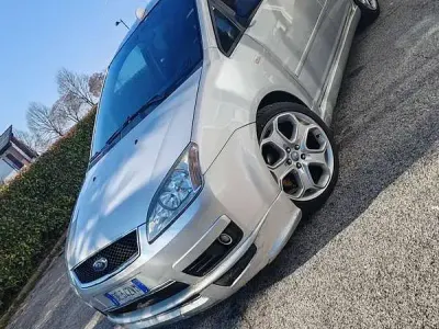 Usata Ford C-MAX Ghia 116 CV (85 kW) 2007 Argento Monovolume