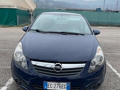 Usata Opel Corsa 85 CV (62 kW) 2010 Blu Utilitaria