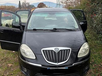 Usata Lancia Musa 90 CV (66 kW) 2009 Nero Monovolume
