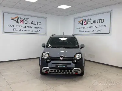 Usata Fiat Panda Cross Cross 70 CV (51 kW) 2022 Utilitaria