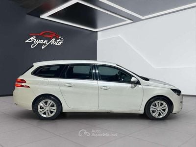 Usata Peugeot 308 Business-Line 120 CV (88 kW) 2015 Bianco Station wagon