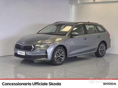 Usata Skoda Octavia Executive 150 CV (110 kW) 2025 Grigio Station wagon