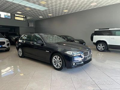 Usata BMW 520 Luxury Line 190 CV (139 kW) 2016 Blu Station wagon