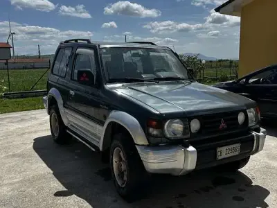 Usata Mitsubishi Pajero Top 100 CV (73 kW) 1992 SUV