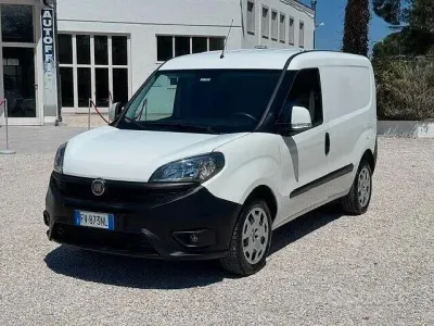 Usata Fiat Doblò 120 CV (88 kW) 2019 Bianco Monovolume