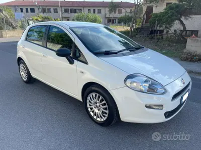 Usata Fiat Punto 85 CV (62 kW) 2013 Bianco Utilitaria