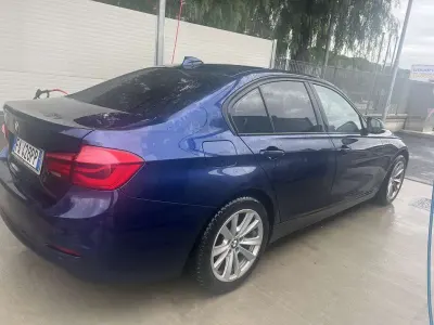 Usata BMW 316 116 CV (85 kW) 2015 Blu/azzurro Berlina