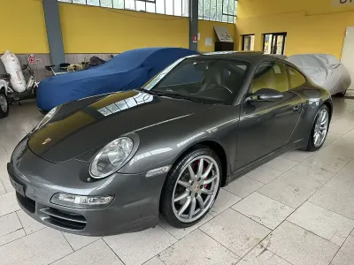 Usata Porsche 911 Carrera 4S 355 CV (261 kW) 2007 Grigio ardesia Coupé