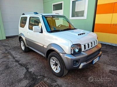 Usata Suzuki Jimny 85 CV (62 kW) 2014 Bianco SUV