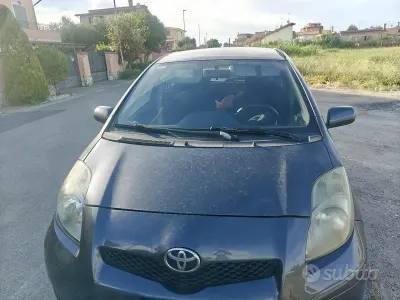 Usata Toyota Yaris 69 CV (50 kW) 2009 Utilitaria