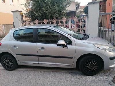 Usata Peugeot 207 73 CV (53 kW) 2009 Grigio Berlina