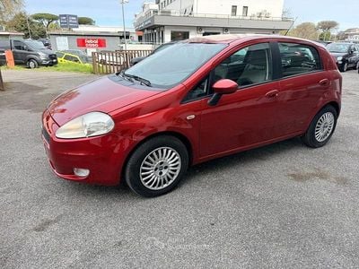 Usata Fiat Grande Punto 75 CV (55 kW) 2006 Rosso Utilitaria