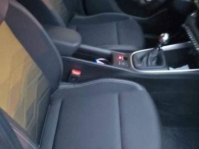 Usata Jeep Avenger 100 CV (73 kW) 2023 Grigio SUV