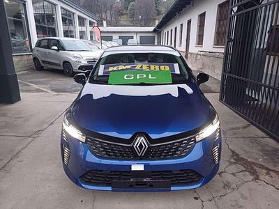 Nuova Renault Clio V 101 CV (74 kW) 2026 Blu/azzurro Berlina