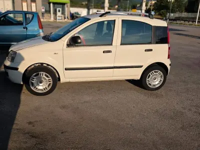 Usata Fiat Panda 77 CV (56 kW) 2012 Bianco Utilitaria
