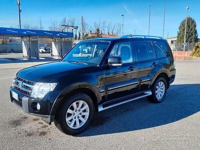 Usata Mitsubishi Pajero Instyle 170 CV (125 kW) 2008 Nero SUV