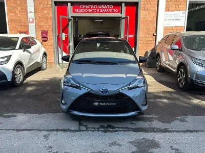Brugt Toyota Yaris Hybrid Edition 100 HK (73 kW) 2018 Sedan