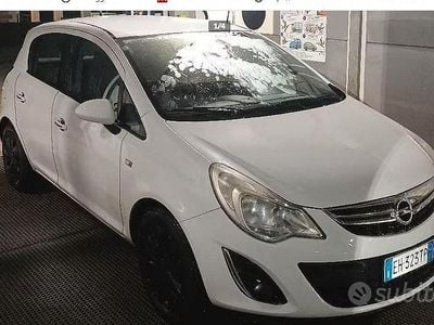Usata Opel Corsa 2011 Bianco Utilitaria