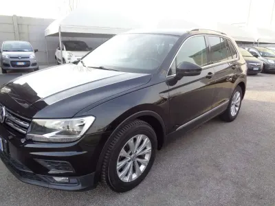 Usata VW Tiguan 150 CV (110 kW) 2020 Nero SUV