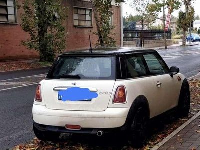Usata Mini Cooper D 109 CV (80 kW) 2009 Beige Utilitaria
