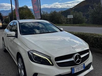 Usata Mercedes A180 109 CV (80 kW) 2017 Bianco Berlina