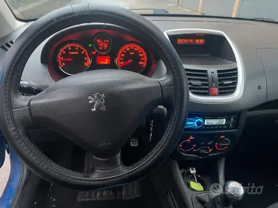 Usata Peugeot 206+ 60 CV (44 kW) 2010 Utilitaria