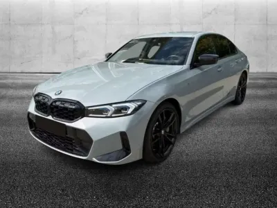 Usata BMW 330 M Sport 245 CV (180 kW) 2023 Grigio Berlina