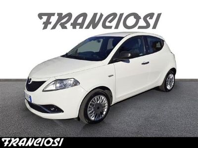 usata Lancia Ypsilon 1.2 69 CV 5 porte GPL Ecochic Gold del 2017 usata a Mirandola