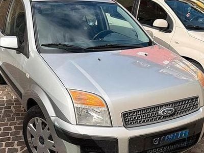 Usata Ford Fusion 69 CV (50 kW) 2008 Utilitaria