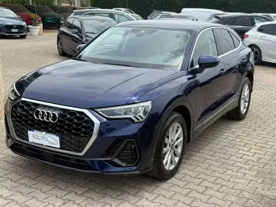Usata Audi Q3 Ambiente 150 CV (110 kW) 2023 Navarrablau metallic SUV