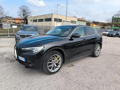 Usata Alfa Romeo Stelvio Executive 210 CV (154 kW) 2018 Nero SUV