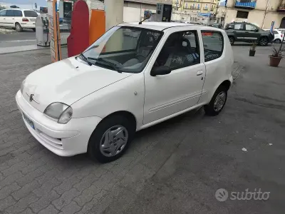 Usata Fiat 600 54 CV (39 kW) 2009 Bianco Utilitaria
