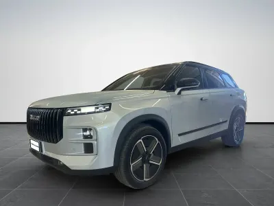 Nuova Jaecoo 7 143 CV (105 kW) 2026 Moonlight silver & carbon crystal black roof SUV