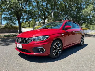 Usata Fiat Tipo Lounge 120 CV (88 kW) 2020 Rosso Berlina