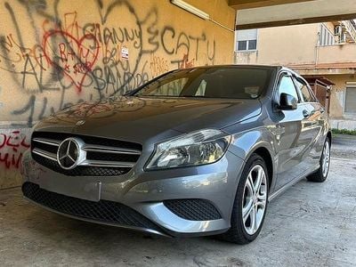 Usata Mercedes 180 Premium 110 CV (80 kW) 2013 Grigio Berlina