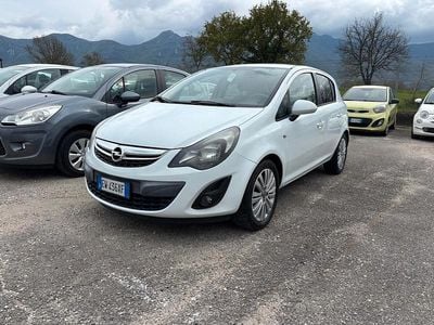 Usata Opel Corsa 75 CV (55 kW) 2014 Bianco Utilitaria