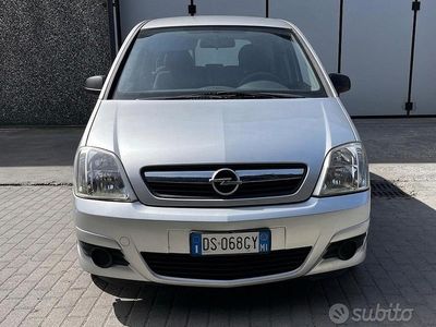 Usata Opel Meriva 90 CV (66 kW) 2008 Grigio Monovolume