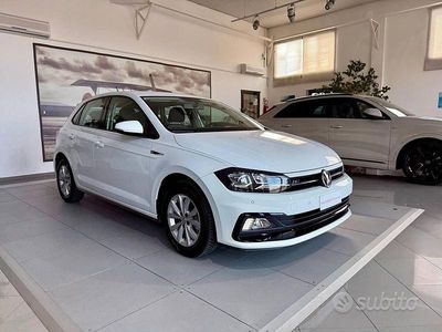 Usata VW Polo R-line 95 CV (69 kW) 2018 Bianco Berlina