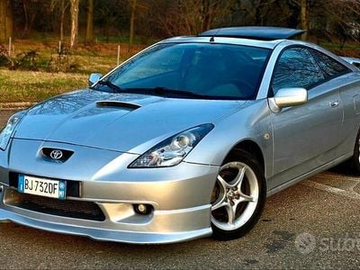 Usata Toyota Celica 143 CV (105 kW) 2000 Grigio Coupé