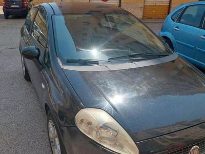Usata Fiat Grande Punto 75 CV (55 kW) 2008 Nero Utilitaria